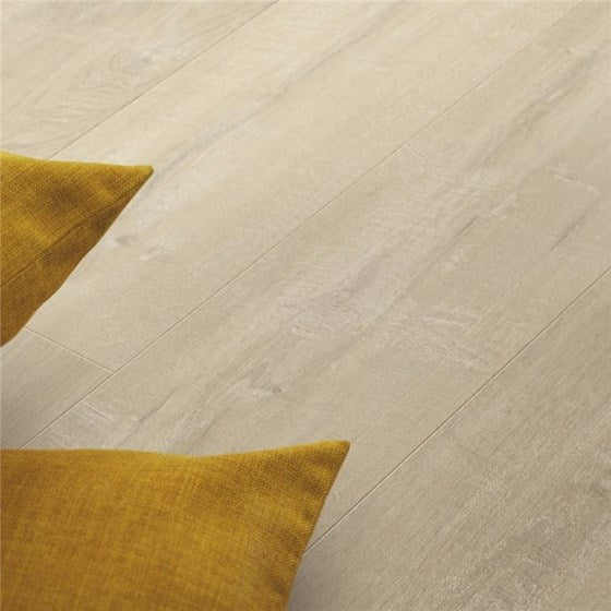 Skab Hygge med PERGO Wide Fjord Eg Plank Laminatgulv - Tykkelse: 9,5 mm Bredde: 240 mm Længde: 2050 mm